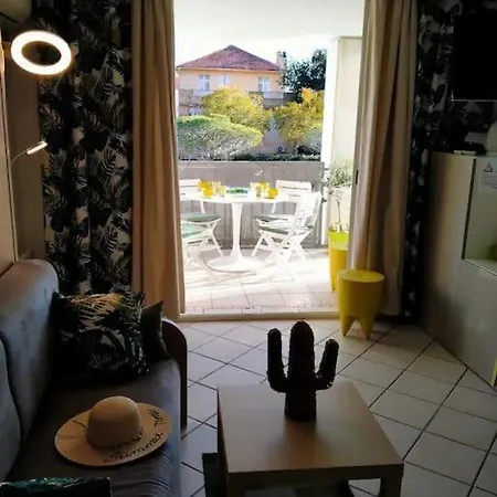 Chez Virginie Et Laurent Apartmán *
