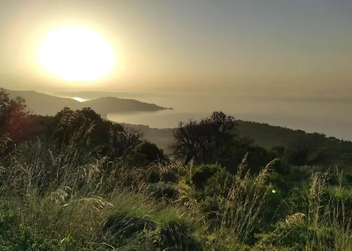 Chez Virginie Et Laurent Lägenhet